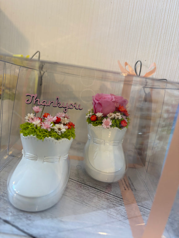 ベビーシューズ　ピンクプリザーブドフラワー　ドライフラワー